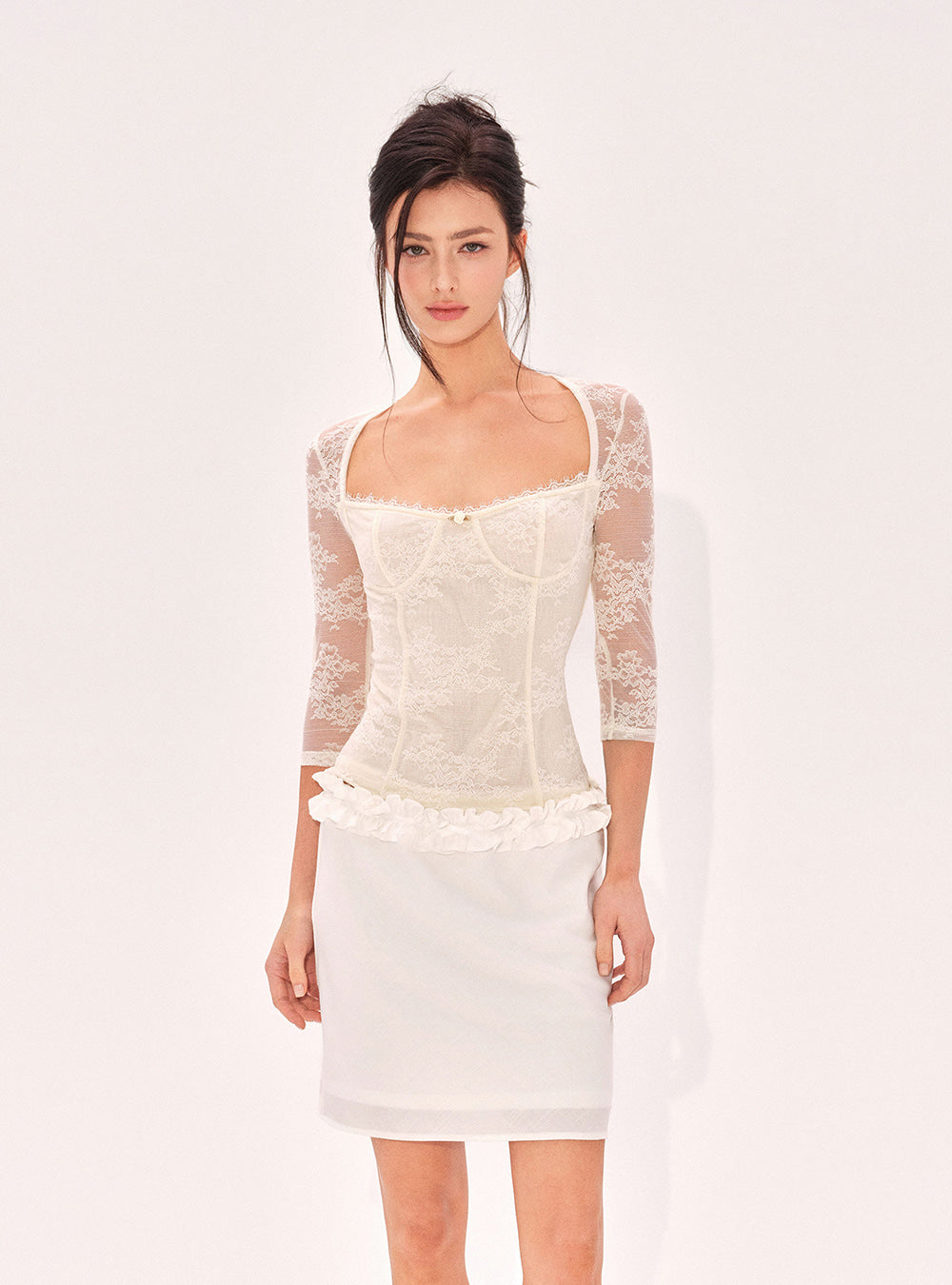 Shell Lace Mid Sleeve Top
