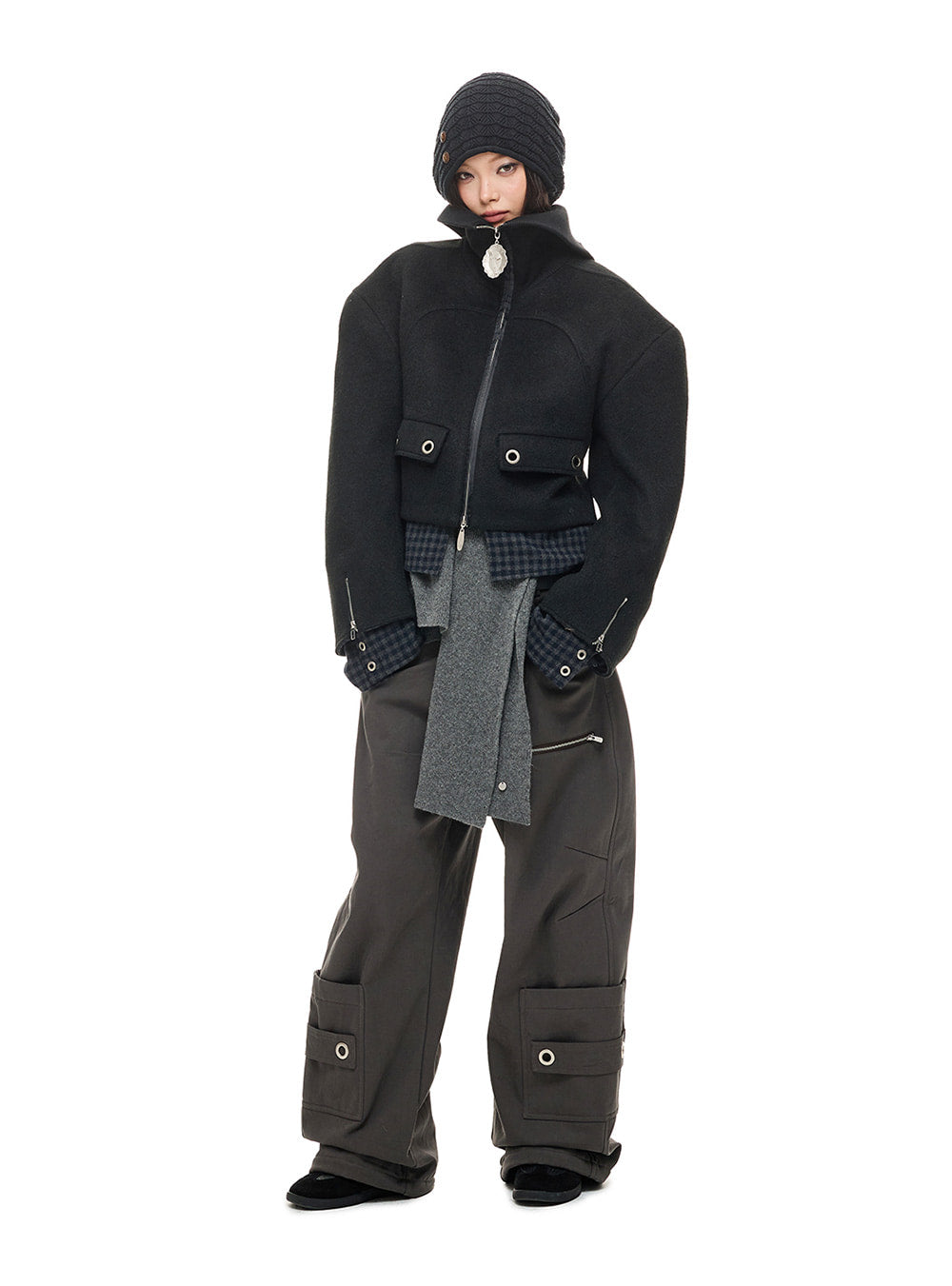 Wide-Shoulder Cropped Oversize Jacket
