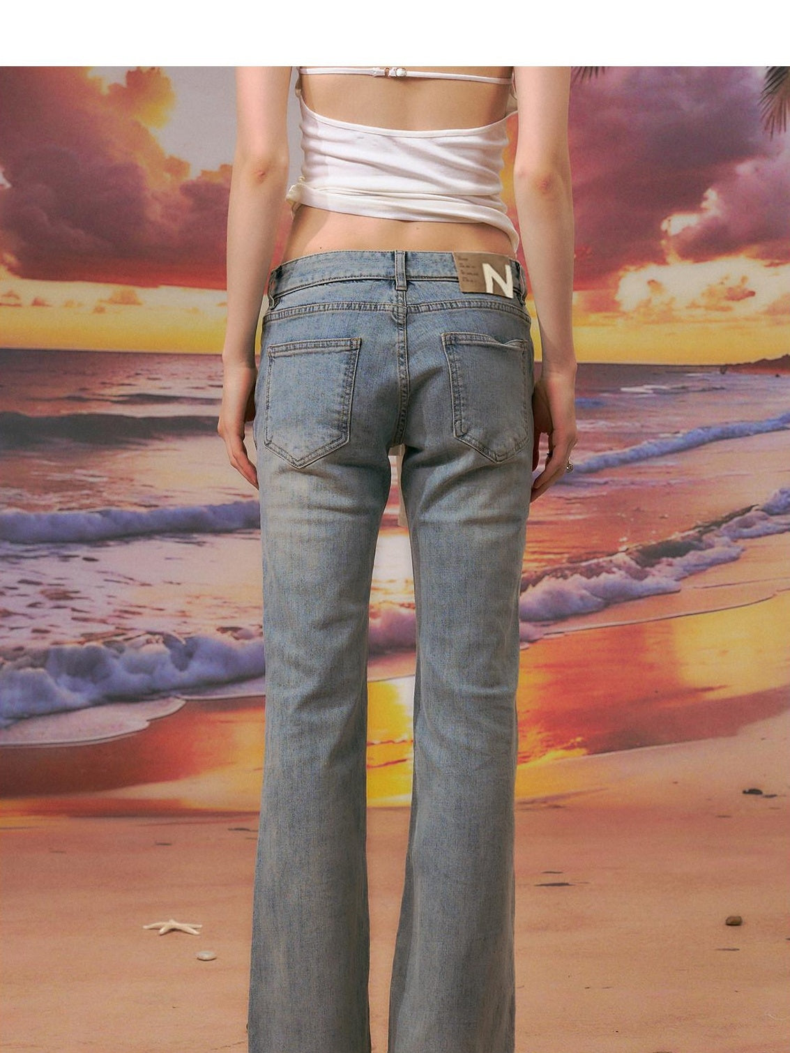Durable Distressed Relaxed Low Rise Light Blue Denim Women Straight Leg Jeans