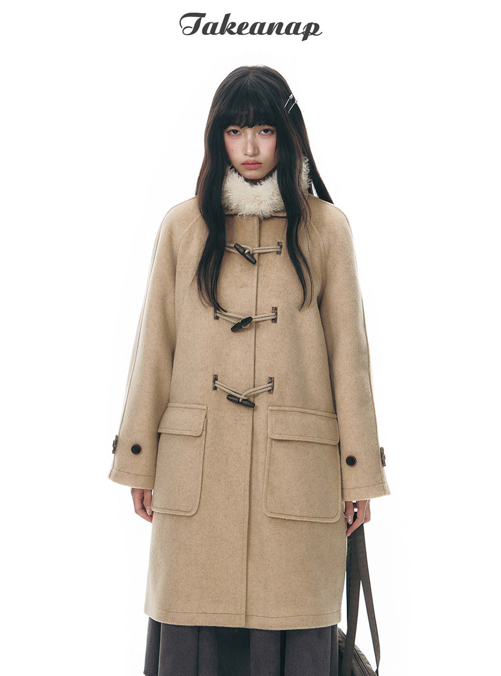 Moment Snow Toggle Coat (2color)