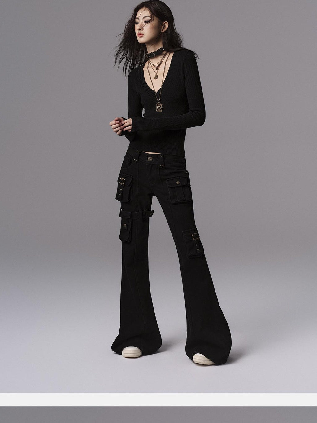Dark Gothic Flared Mid Rise Pocketed Cotton Zip Fly Women Black Cargo Pants
