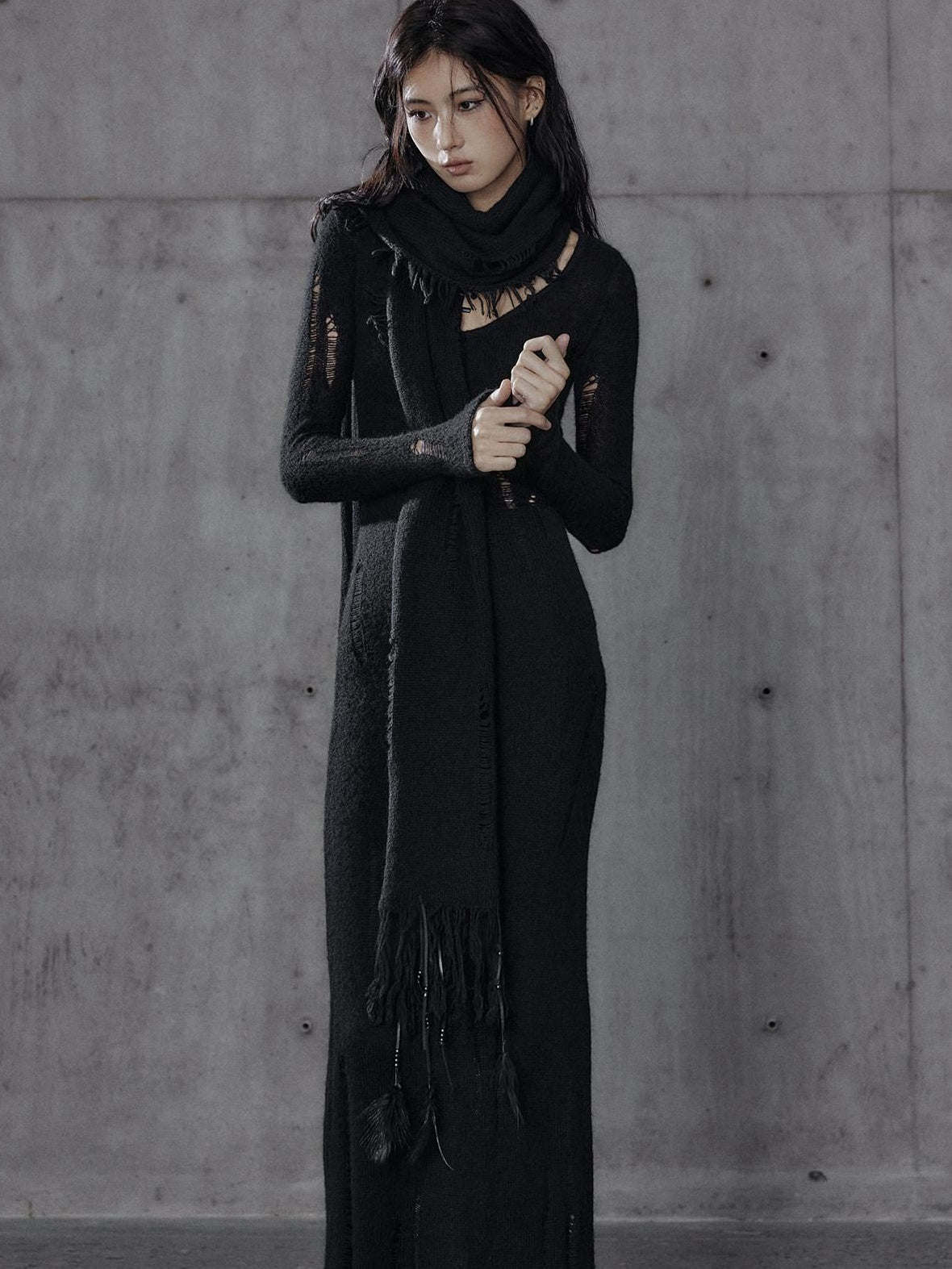 Waist Defining Wool Knit Tassel Casual Long Sleeve Round Neck Black Maxi Dresses