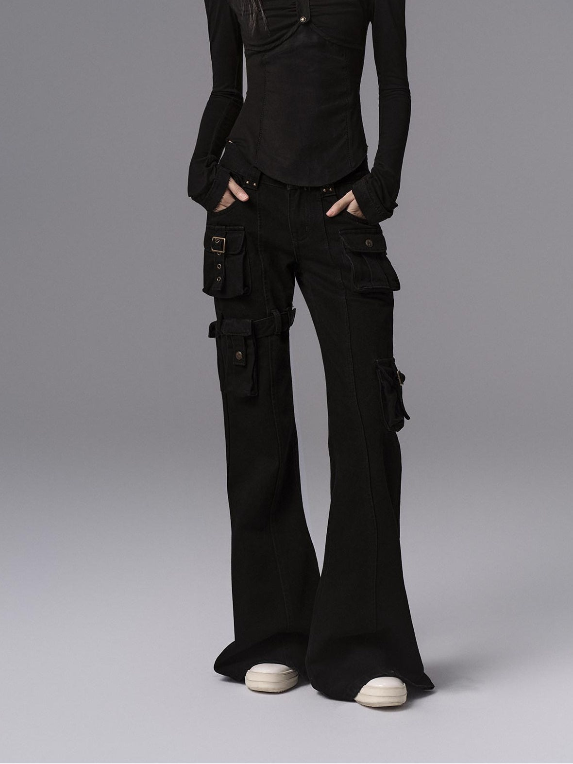 Dark Gothic Flared Mid Rise Pocketed Cotton Zip Fly Women Black Cargo Pants