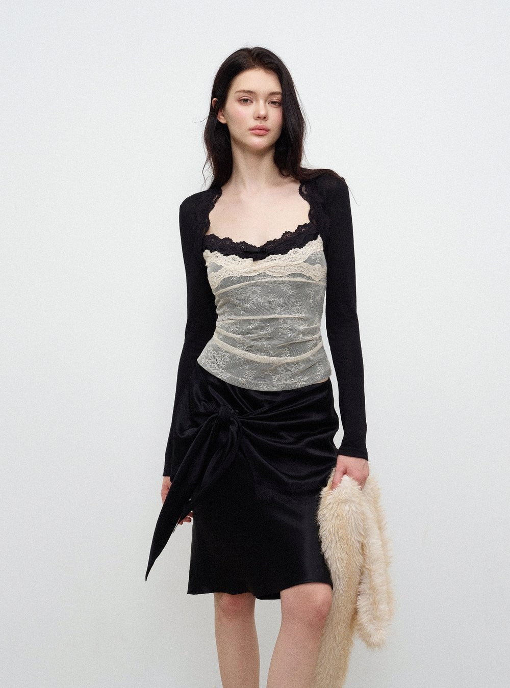 Shell Lace Contrast Sculpted Top