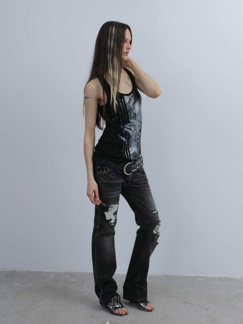 Dark Wash Whisker Distressed Ripped Low Rise Women'S Cotton Straight-Leg Jeans