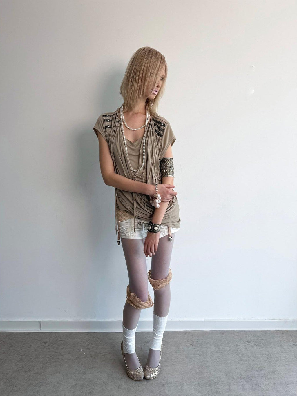 Desert Sand Asymmetric Draped Tassel Knit Women'S Lyocell Short Sleeve T-Shirts