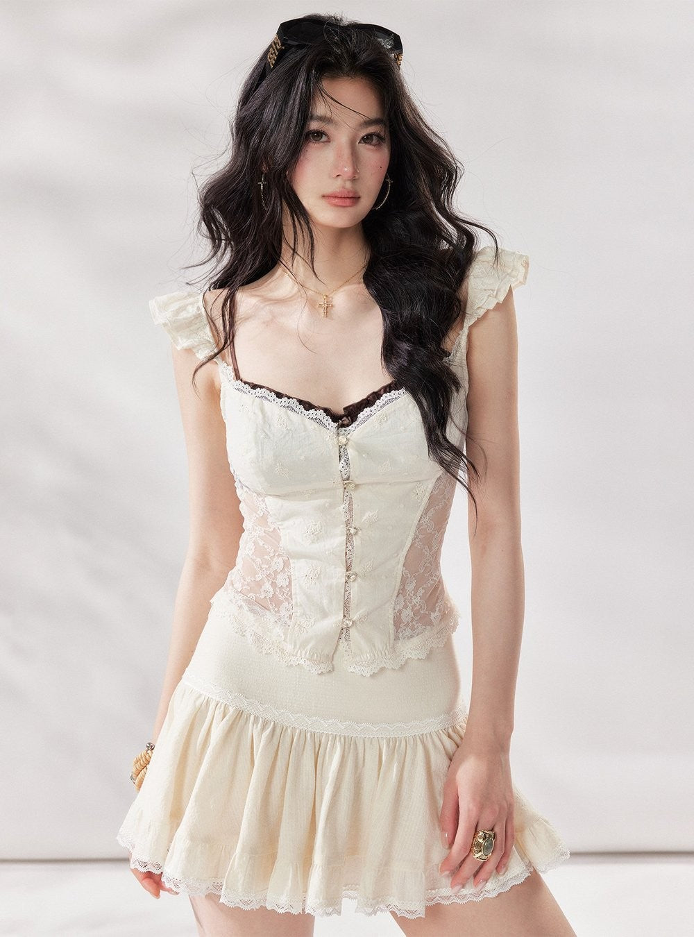Flutter Veil Lace Top (2color)