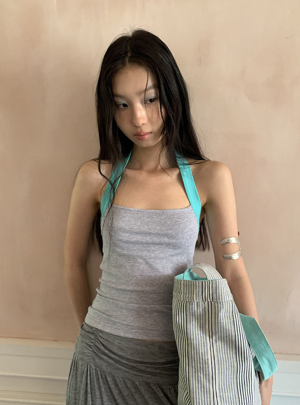 Contrast Strap Halter Top (2color)