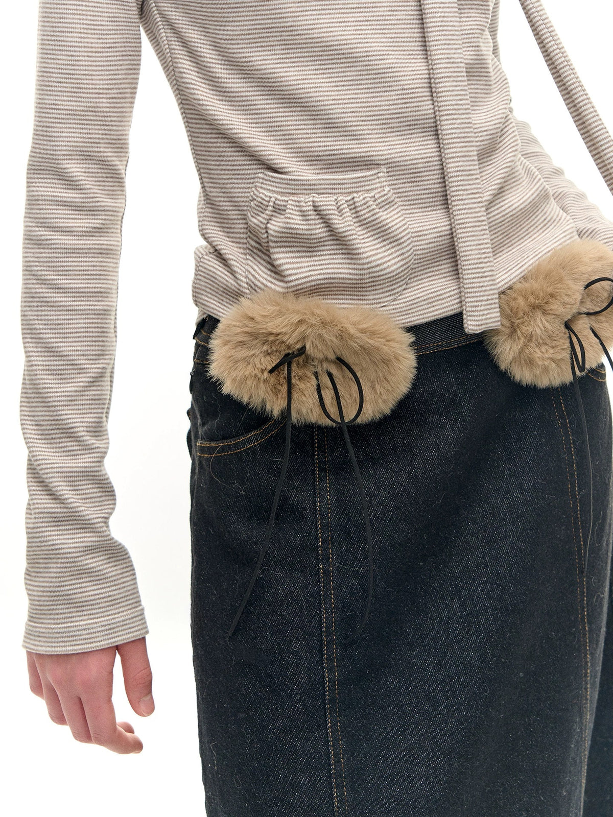 Romance Nanci Faux Fur Belt A-Line Denim Skirt