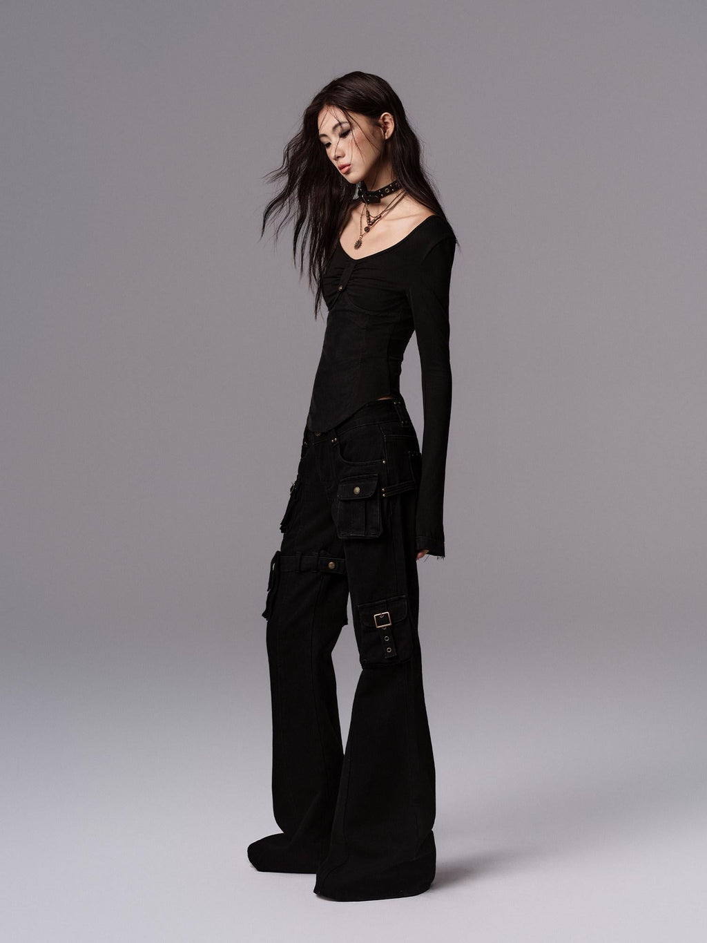 Dark Gothic Flared Mid Rise Pocketed Cotton Zip Fly Women Black Cargo Pants