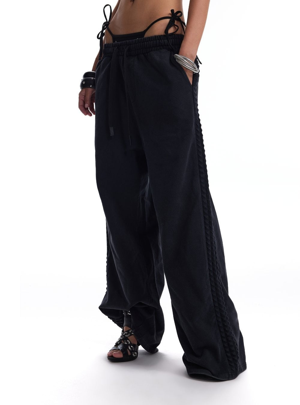 Relief Rivet Baggy Pants