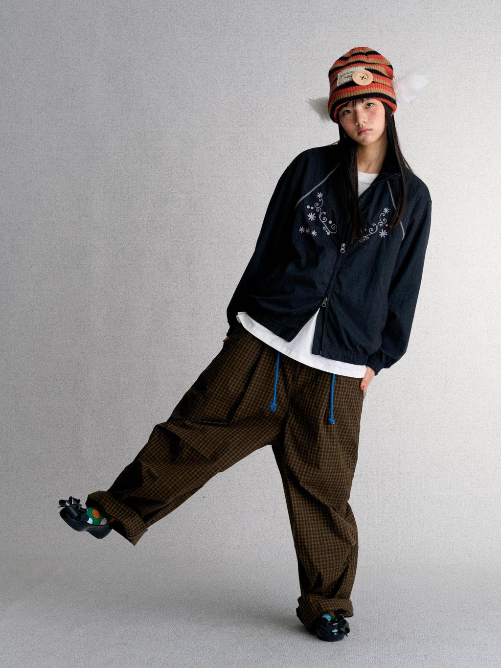 Embroidered Cropped Stand Collar Zip Up Women's Polyester Windbreakers