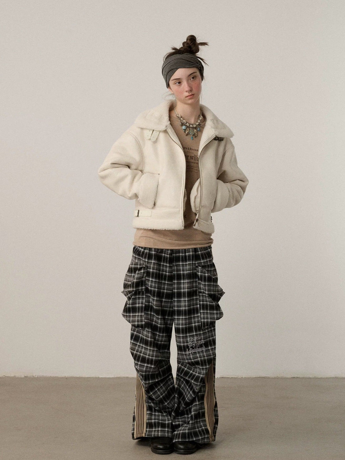 Lightweight Polyester Blend Fold Detail Short Straight Commuter Women Zip Jacket