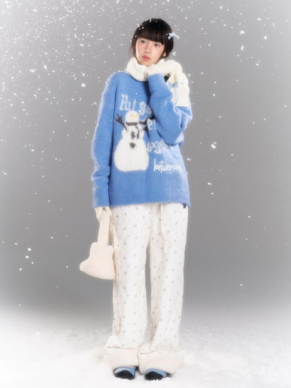 Blue Snowman Print Cozy Loose Women's Acrylic Wool Blend Sweaters