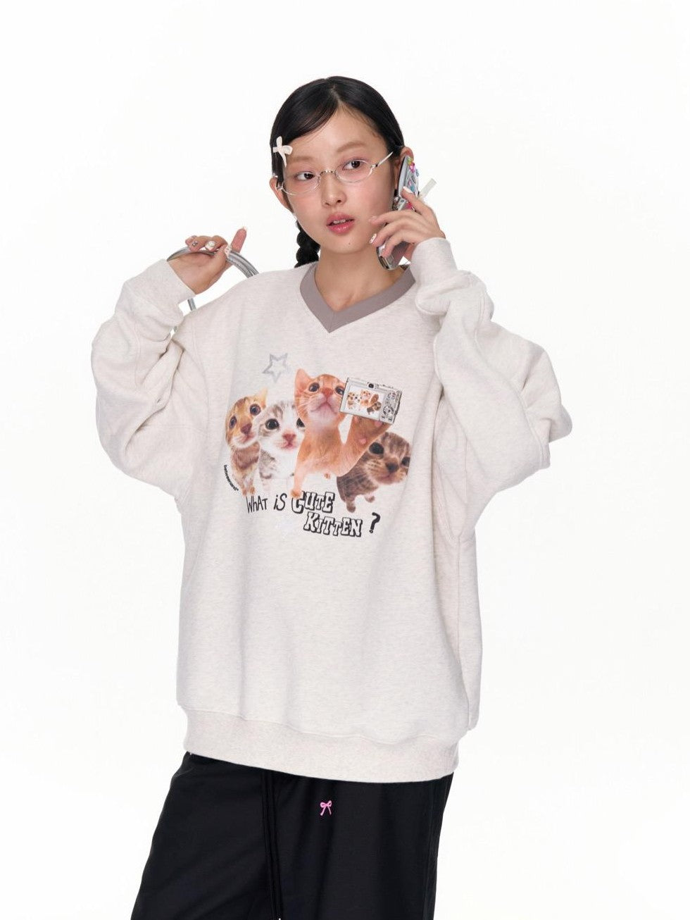 Oatmeal Gray Kitten Selfie Print V-neck Women's Poly Cotton Blend Sweatshirts