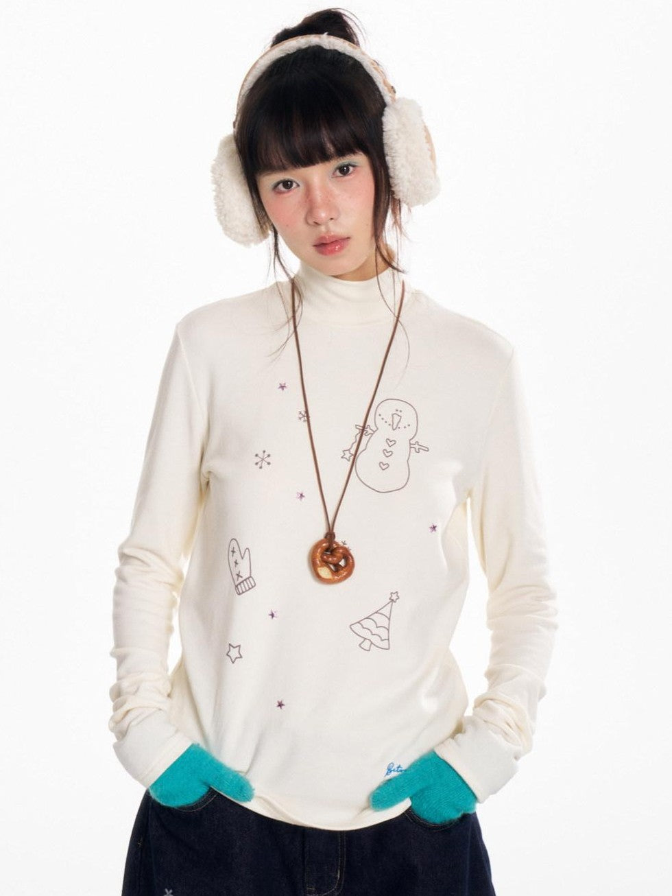 Soft Beaded Letter Print Mock Neck Women's Viscose Blend Long Sleeve T-shirts