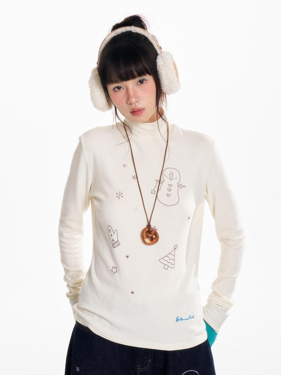 Soft Beaded Letter Print Mock Neck Women's Viscose Blend Long Sleeve T-shirts