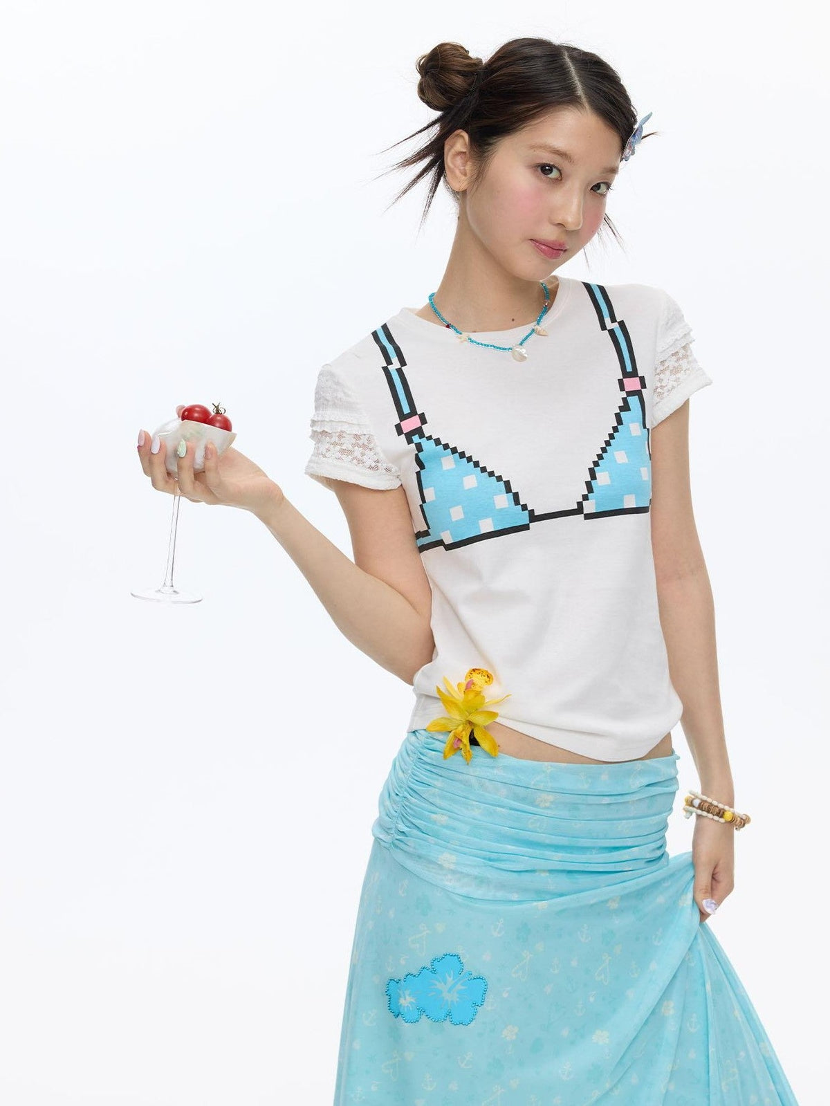 White Pixel Bead Doodle Print Women's Cotton Blend Short Sleeve T-shirts