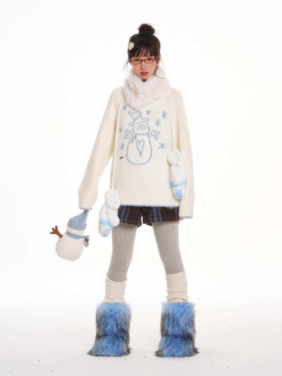 White Snowman Print Crew Neck Women's Acrylic Wool Blend Loose Sweaters