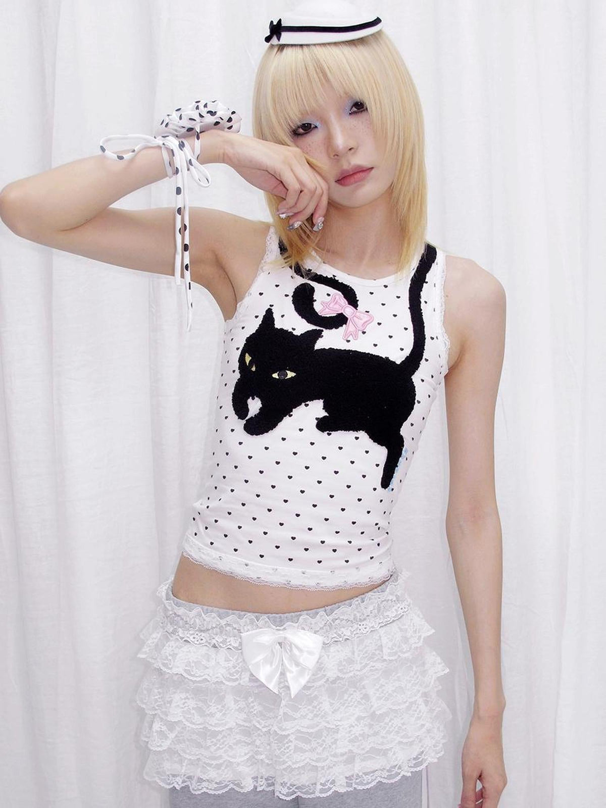 Embroidered Black Cat Heart Print Vest