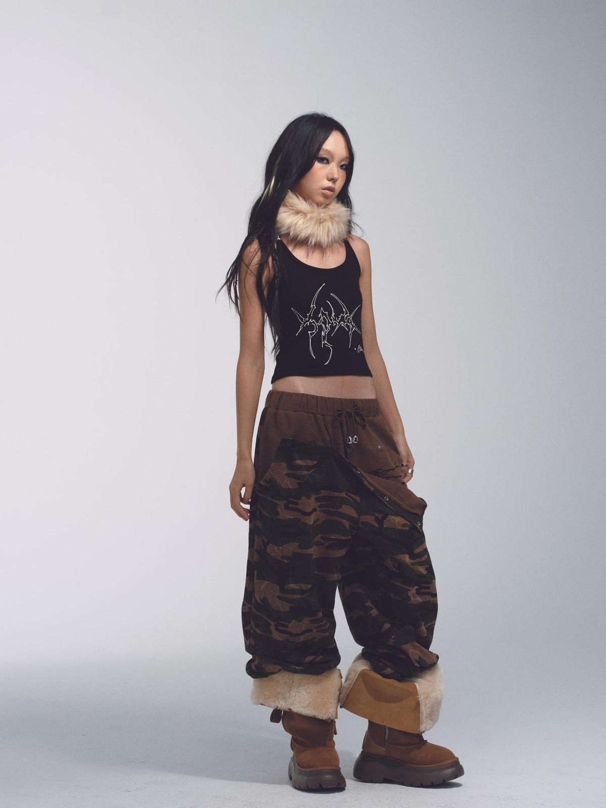 Deformed Camo Low Waist Sweatpants Loose Fit Stretch Print