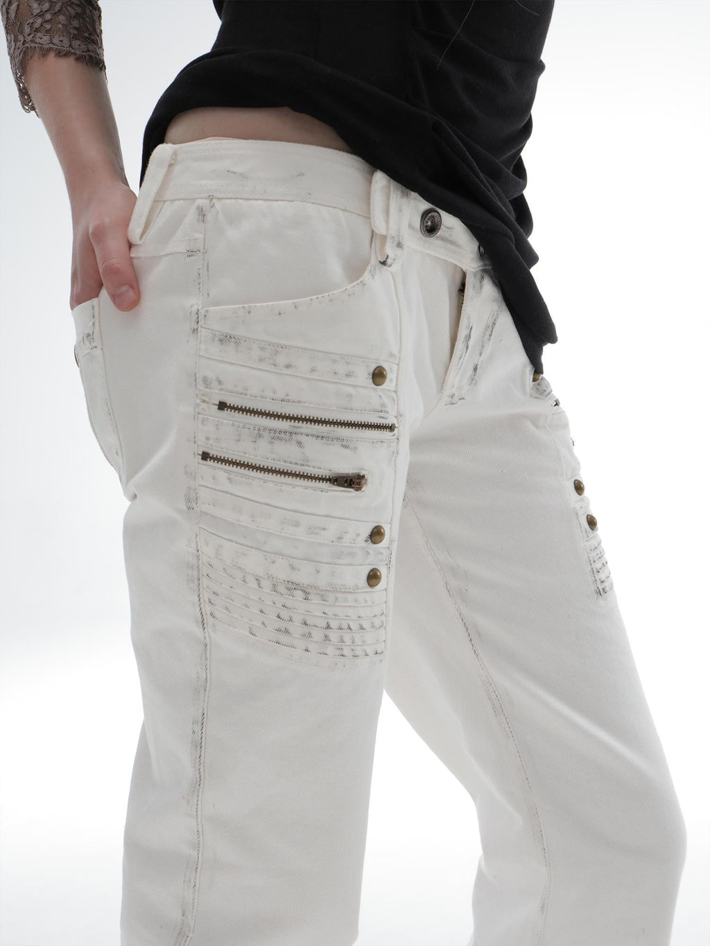 Distressed Washed Low-rise 3d Seam White Women's Cotton Straight-leg Jeans
