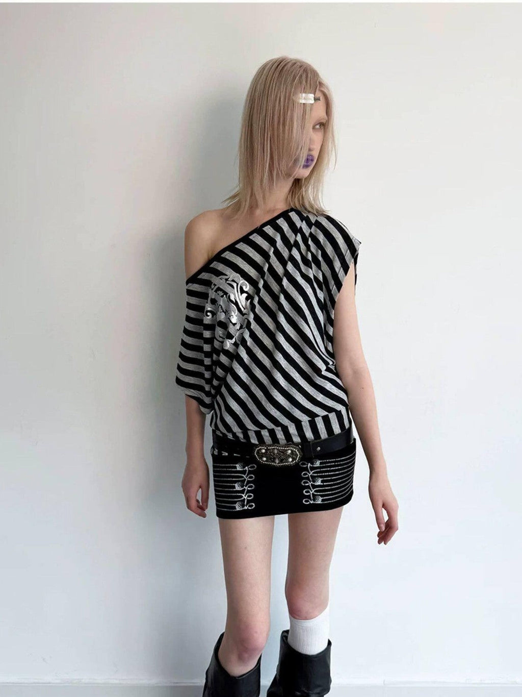 Striped Asymmetric Batwing Gold Foil Print Women'S Off-Shoulder Mini Dresses