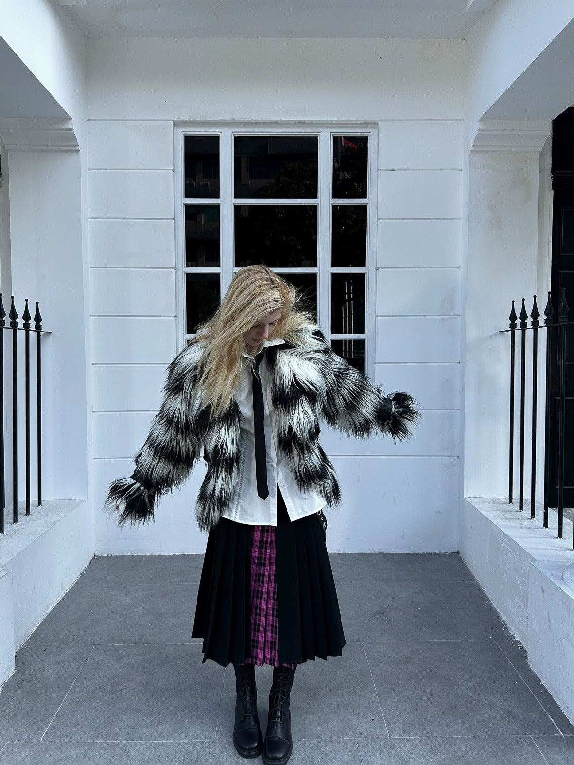 Faux Fur Trim Black White Striped Street Single Breasted Two Button Women Coat