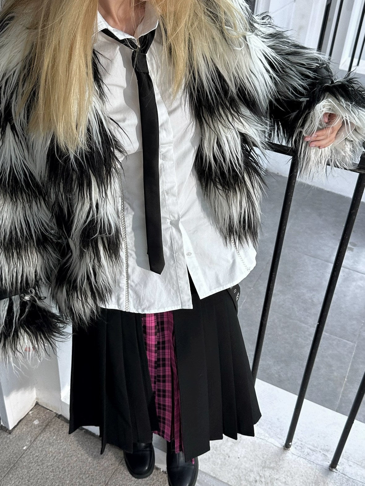 Faux Fur Trim Black White Striped Street Single Breasted Two Button Women Coat