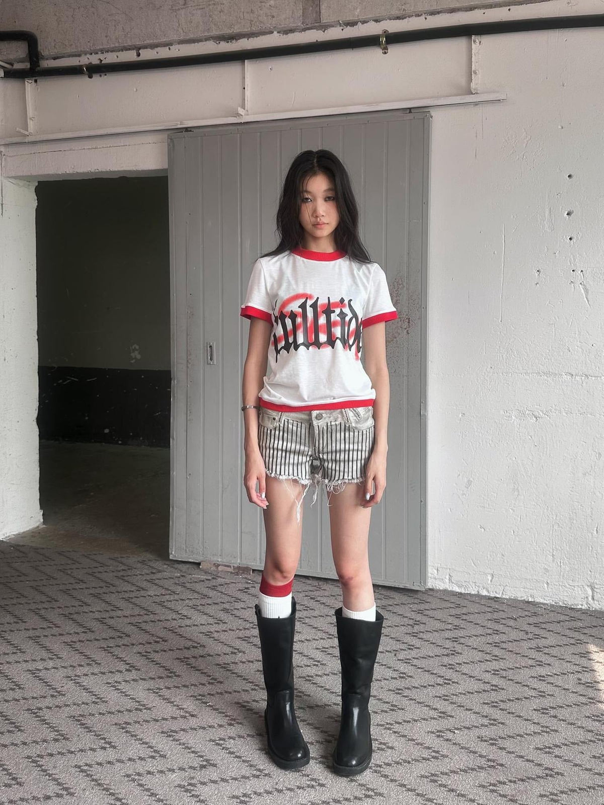 Hot Girl Cropped Round Neck Short Sleeve 100 Percent Cotton Women T-Shirt