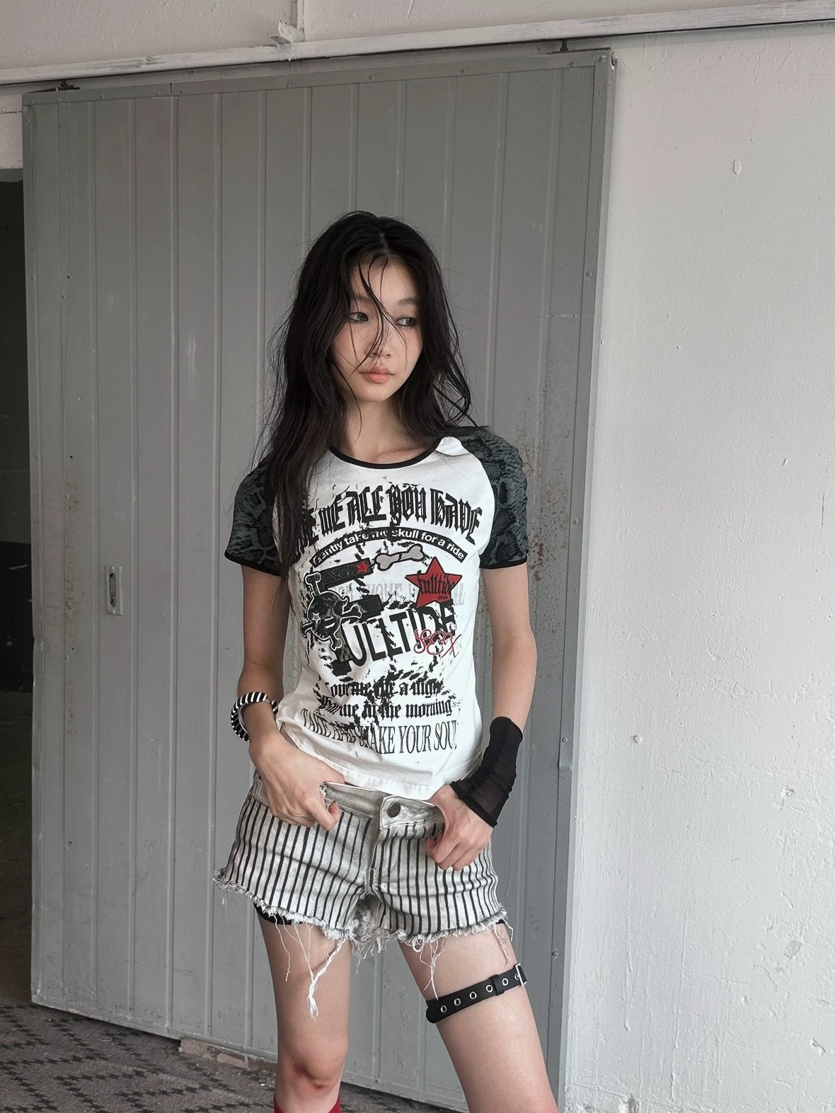 Printed Cropped Sexy Youth Round Neck Cotton Spandex Women Black Gray T-Shirt