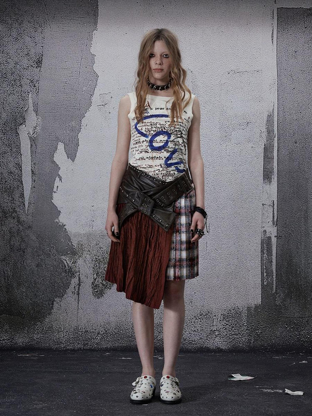 Wine Red Plaid Pleated A Line Mid Waist Studded Tassel Chain Pockets Midi Skirt