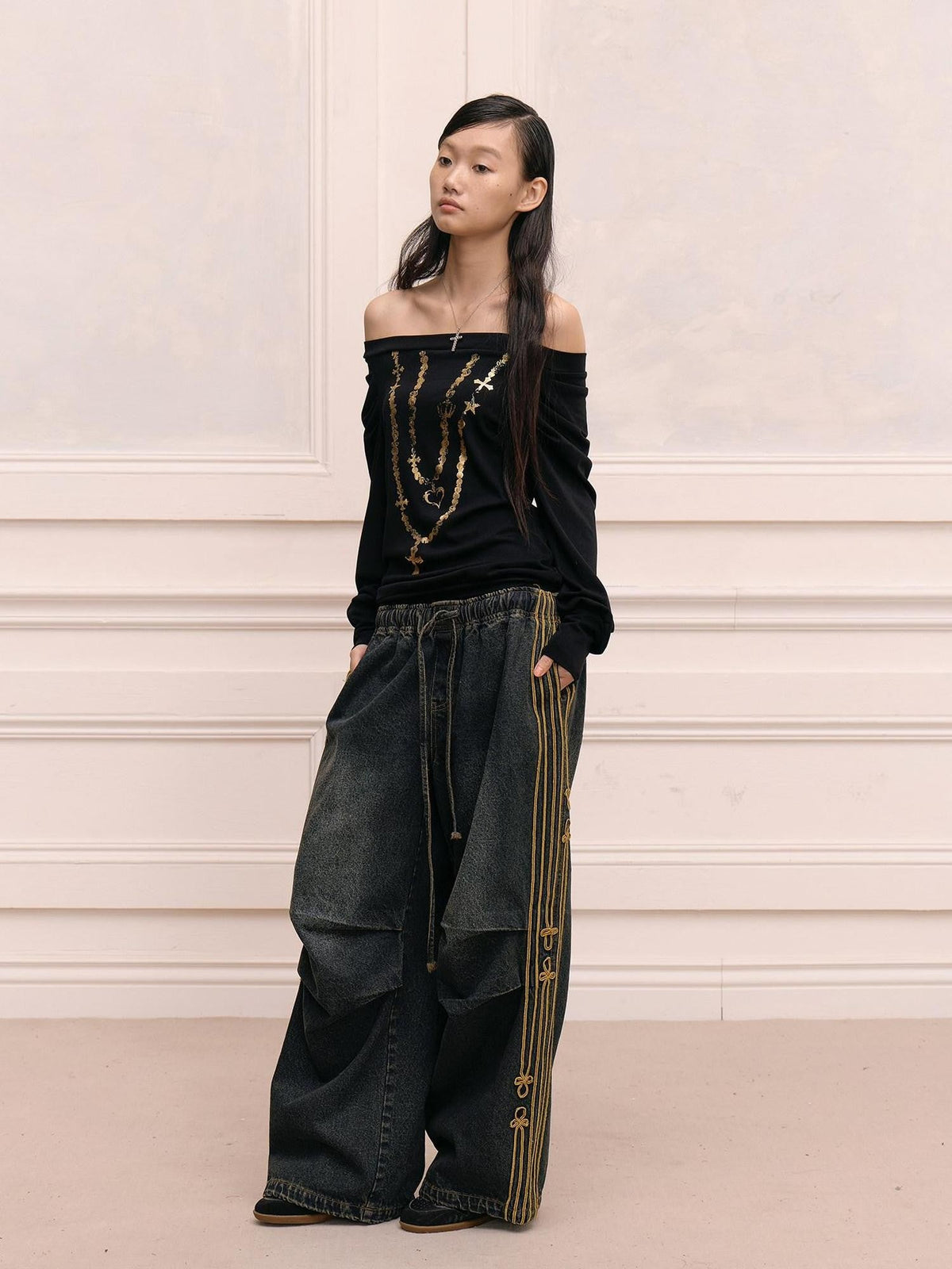Black Gold Foil Chain Asymmetrical Raglan Women's Modal Long Sleeve T-shirts