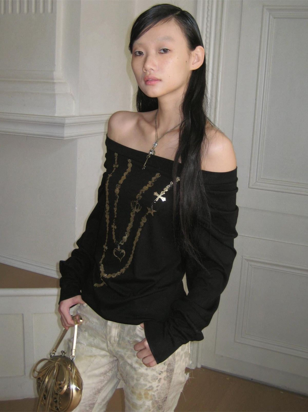 Black Gold Foil Chain Asymmetrical Raglan Women's Modal Long Sleeve T-shirts