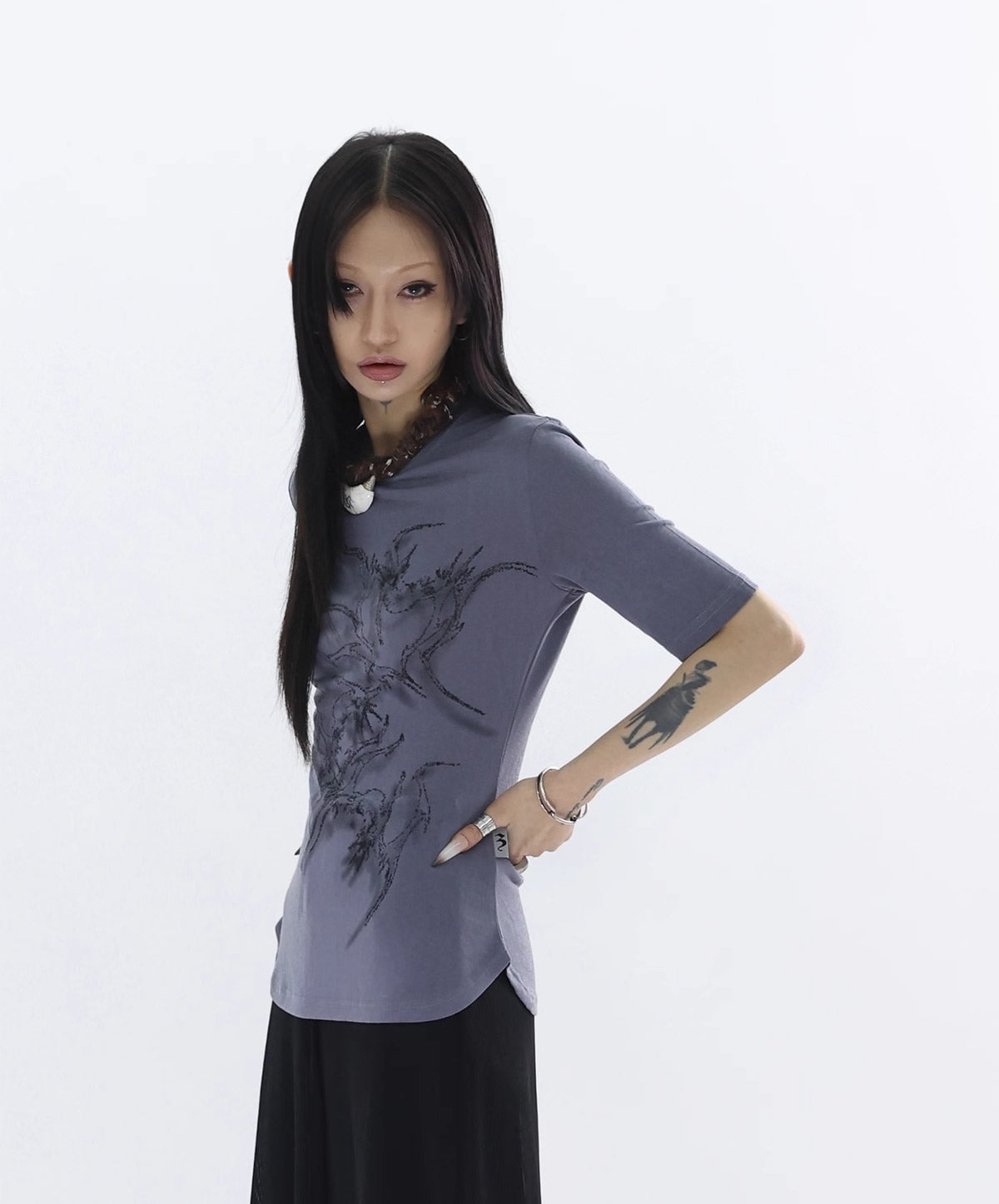 FUZZYKON | Original Abstract Print Waist-Defined Snow Cotton Short Sleeve T-Shirt [ID:]