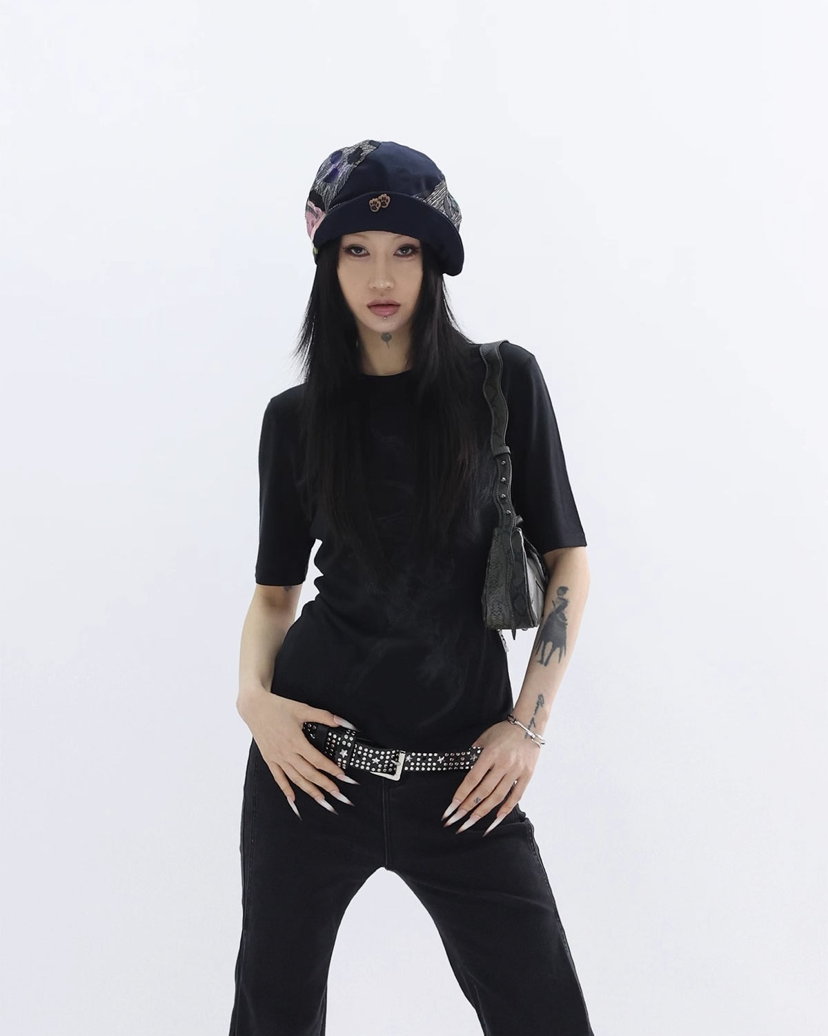 FUZZYKON | Original Abstract Print Waist-Defined Snow Cotton Short Sleeve T-Shirt [ID:]