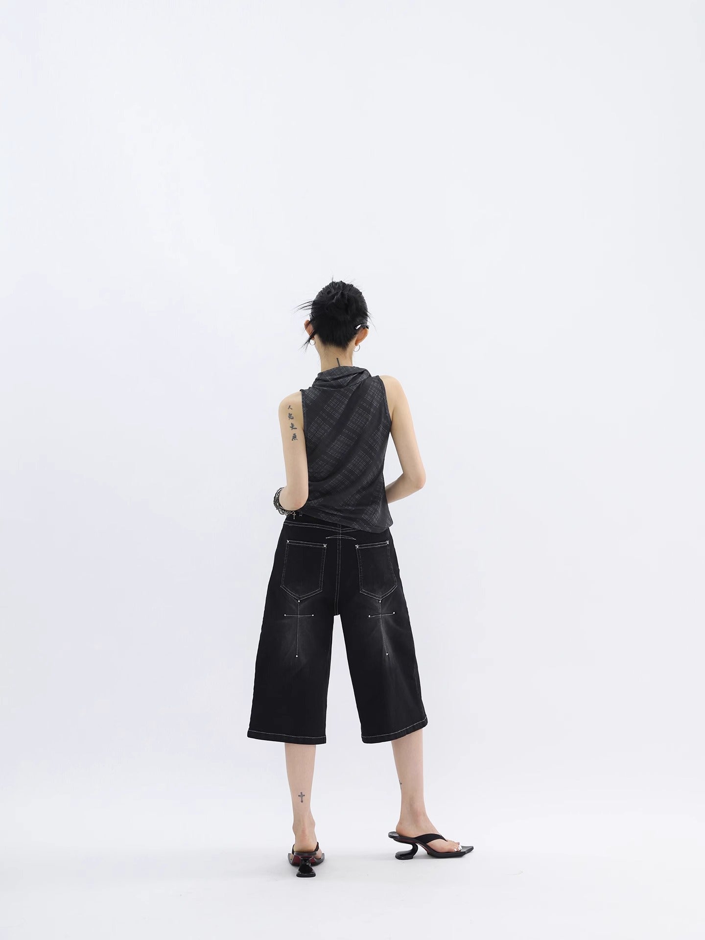FUZZYKON | Washed Black Cross Stitch Punk Style Short Pants [ID:]