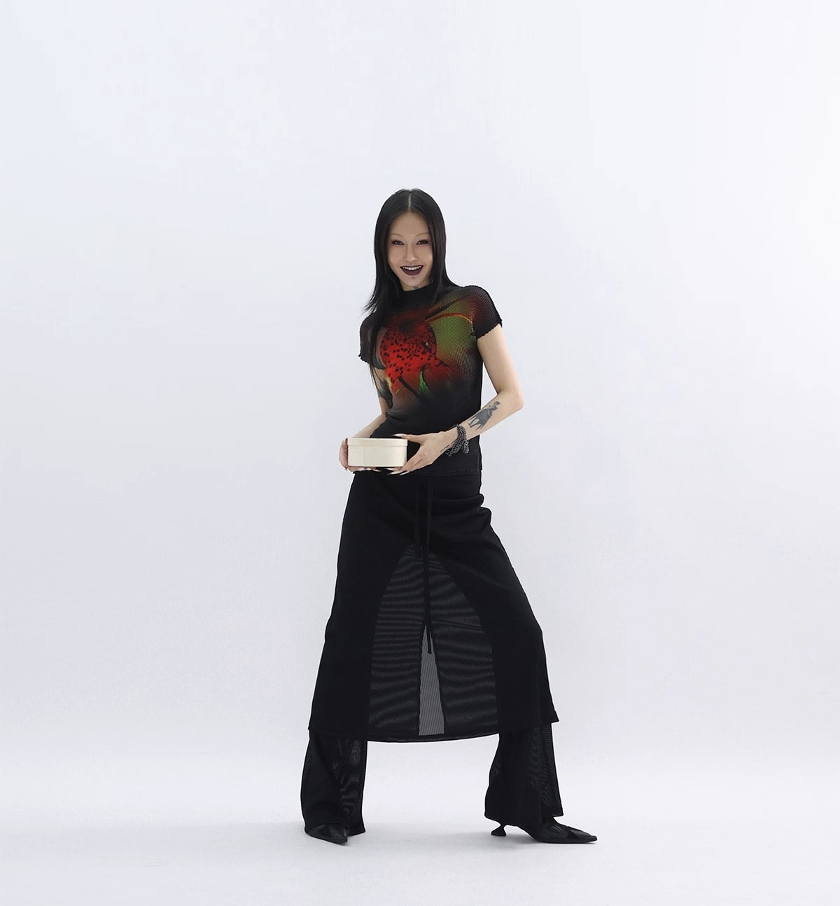 FUZZYKON | Lily Flame Grid Pleated Stretch Mock Neck T-Shirt [ID:]