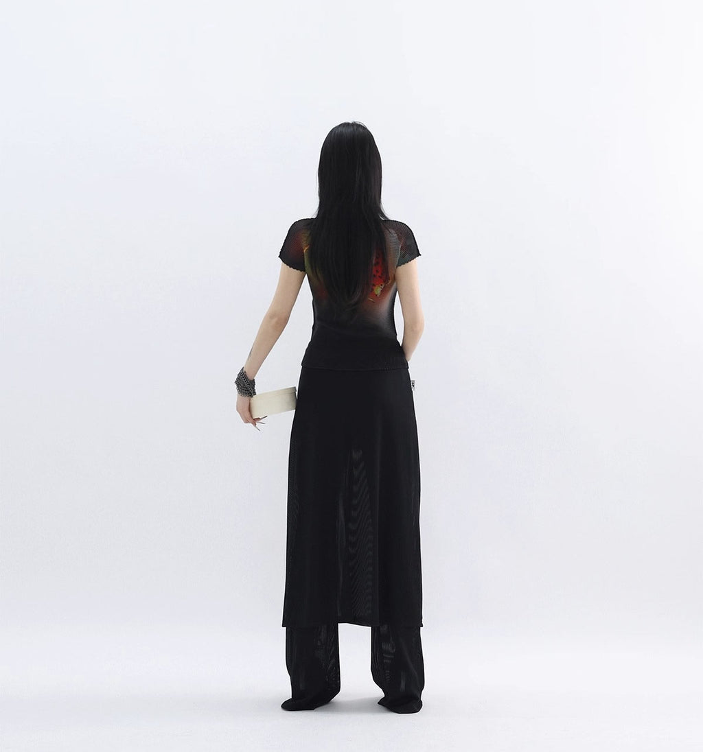 FUZZYKON | Lily Flame Grid Pleated Stretch Mock Neck T-Shirt [ID:]