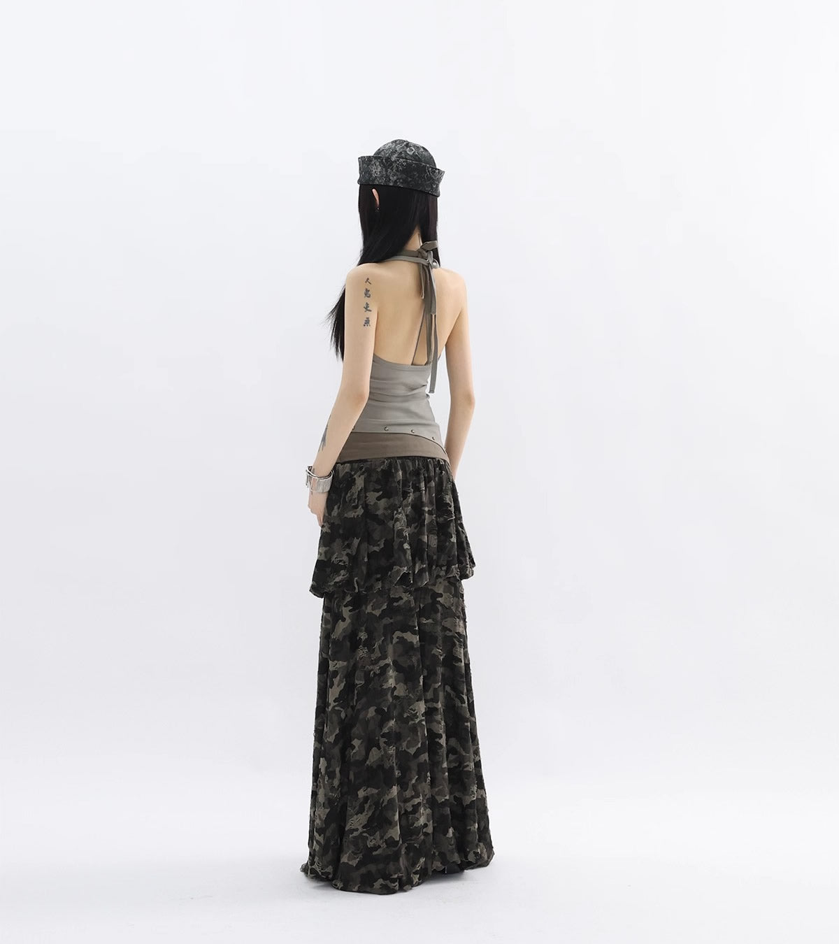 FUZZYKON | Bronze Rivet Halter Vine Layered Slim Fit Tank [ID:]