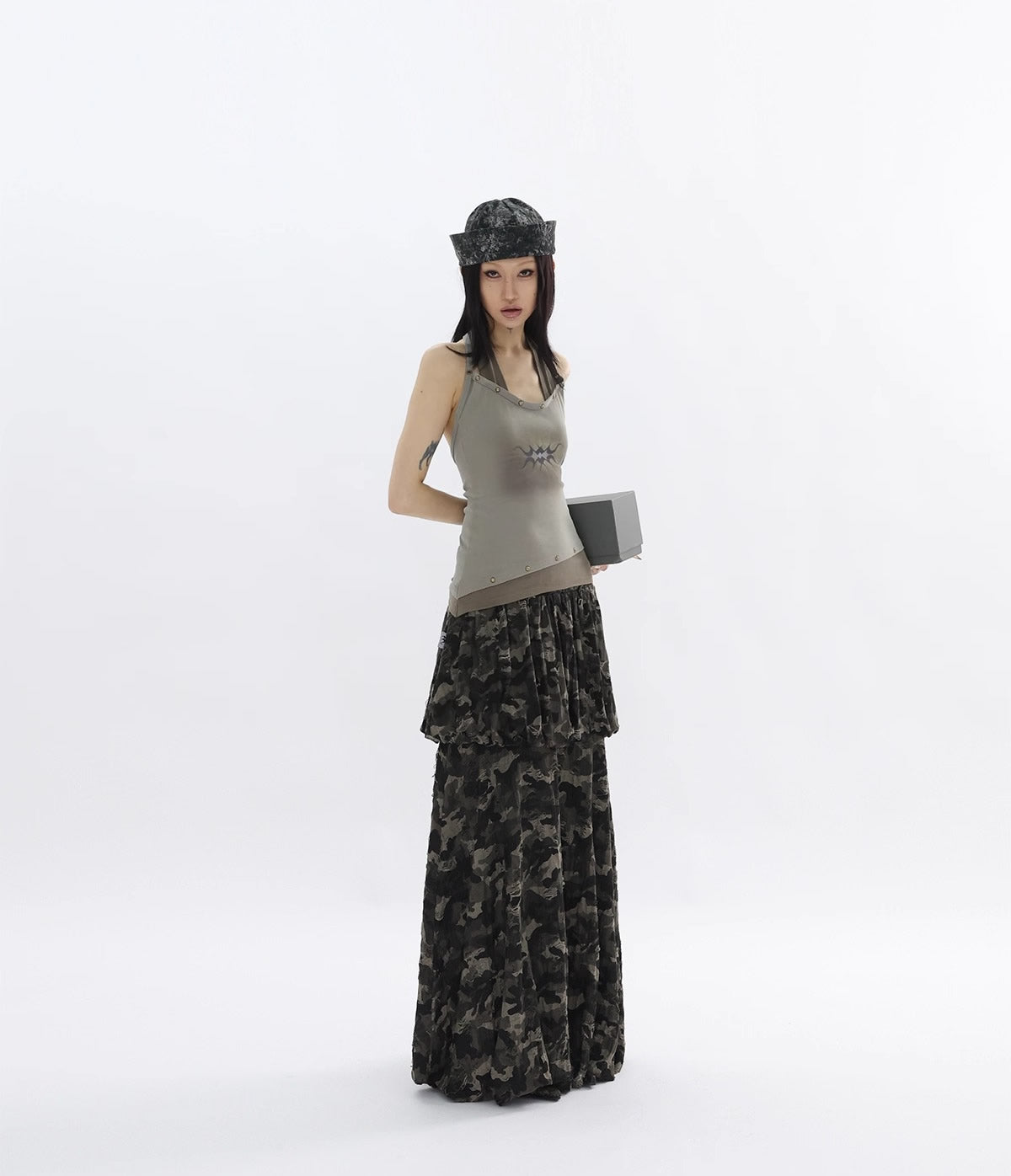 FUZZYKON | Bronze Rivet Halter Vine Layered Slim Fit Tank [ID:]
