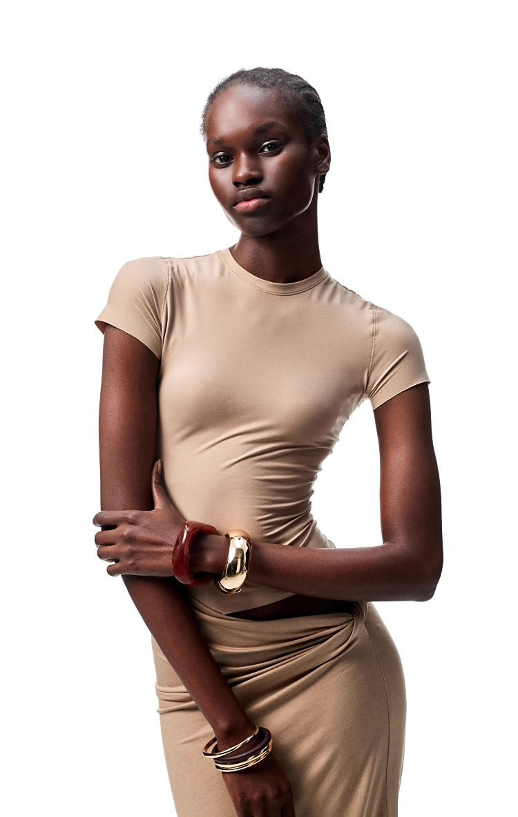 1JINN STUDIO | Raw Edge Solid Color High Stretch Slim Fit T-Shirt [ID:]