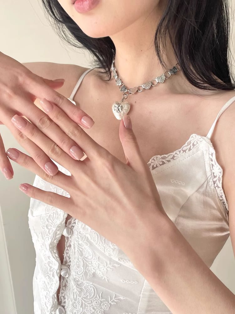 tria セレクト | Vintage Cross Heart Pendant Layered Chain Necklace [ID:]