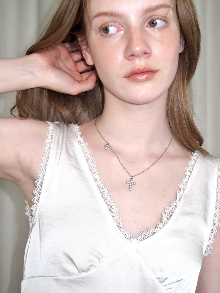 Minimalist Rhinestone Gothic Cross Pendant Layered Necklace
 [ID:0039AC]