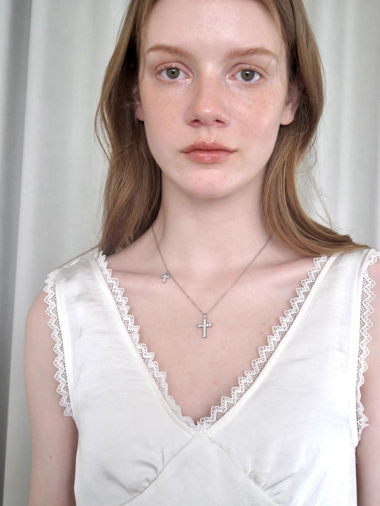 Minimalist Rhinestone Gothic Cross Pendant Layered Necklace
 [ID:0039AC]
