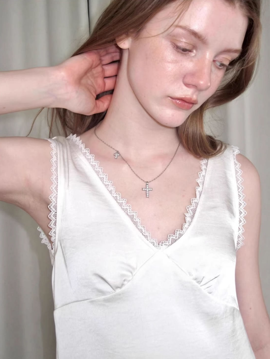 Minimalist Rhinestone Gothic Cross Pendant Layered Necklace
 [ID:0039AC]
