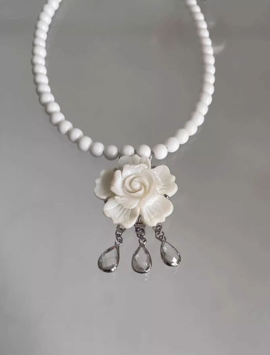 New Chinese Style Floral Shell Beaded Natural Stone Necklace
 [ID:0040AC]