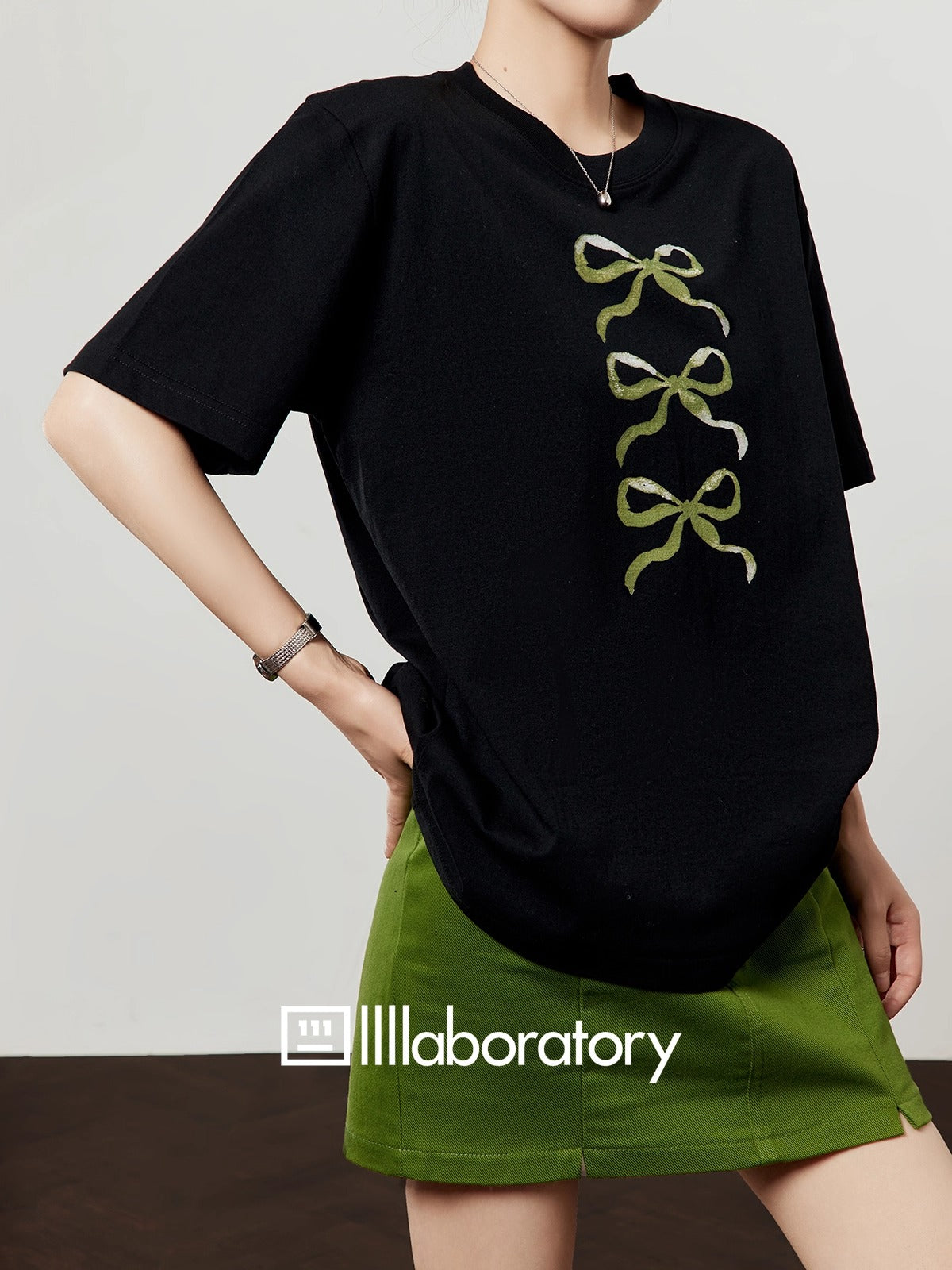 Zhouliwu Round Neck Loose Fit Graphic Cotton T-Shirt
 [ID:0046TO]