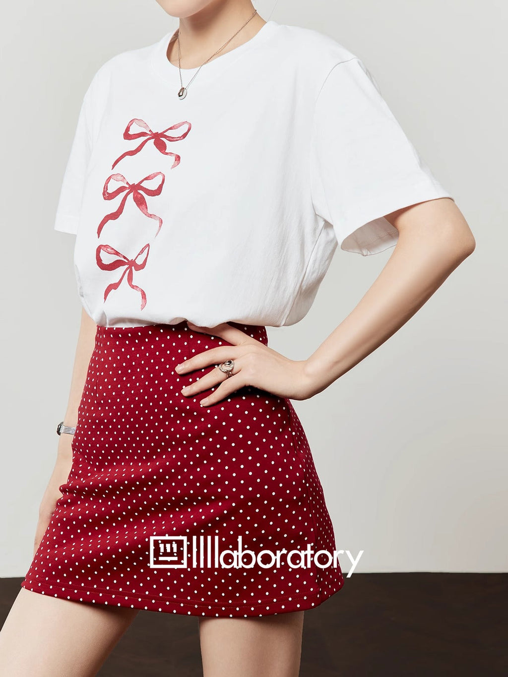 Zhouliwu Round Neck Loose Fit Graphic Cotton T-Shirt
 [ID:0046TO]