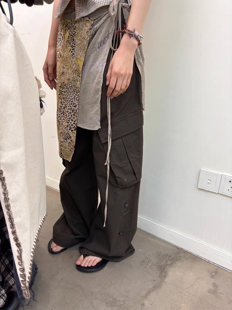 Diagonal Bellows Pocket Trousers in Deep Khaki or Off-White